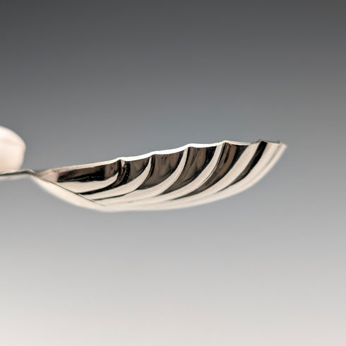 1981 British vintage sterling silver tea caddy spoon Roberts & Belk